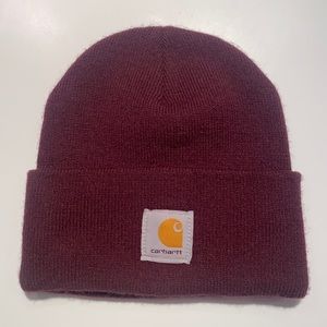 Never used maroon carhartt beanie